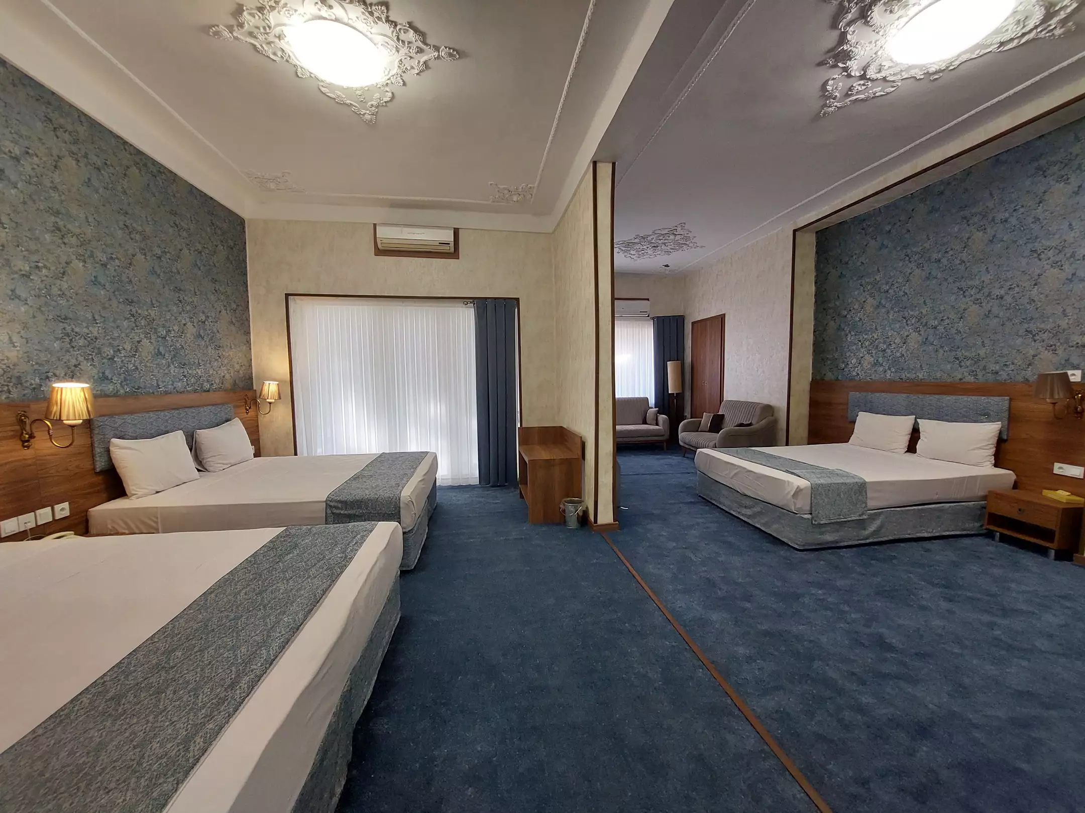 Alibaba https://cdn.alibaba.ir/ostorage/hotel-accommodation-images/696628fd6b43e2b9afa3bd5b_سوئیت رویال دیلاکس.webp